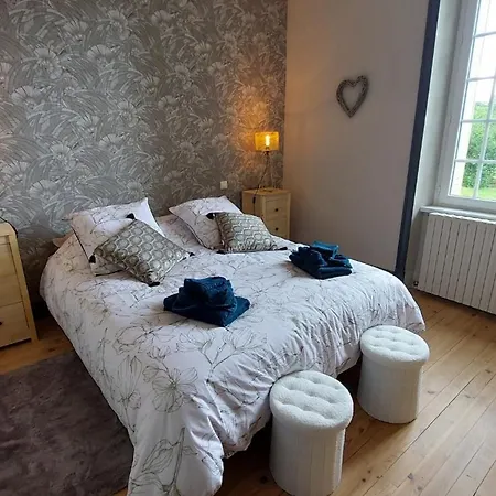 D'exception Avec Piscine Chauffee Pour 12 Personnes - Cantal * Le Monteil (Cantal)